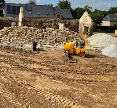 location mini pelle avec chauffeur Argentré-2